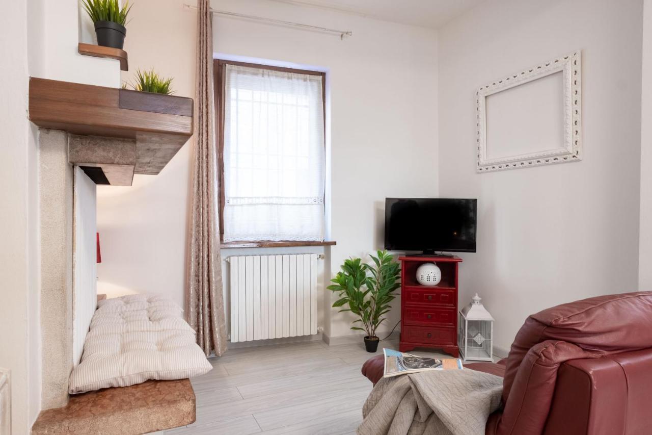 شقة Casa Dolce Casa Desenzano - 2 Passi Dal Lago ديسينسانو ديل غاردا المظهر الخارجي الصورة