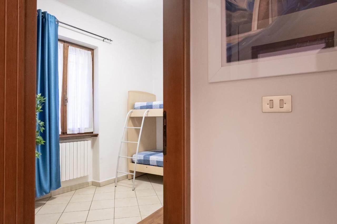 شقة Casa Dolce Casa Desenzano - 2 Passi Dal Lago ديسينسانو ديل غاردا المظهر الخارجي الصورة